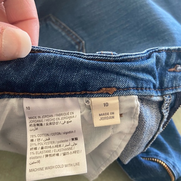 Women’s capri jeans size 10 curvy Capri - Picture 3 of 4